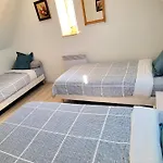 Ilixon - Prives Proche Du Centre De Luchon, Parking, Billard, Jardin * Bagneres-de-Luchon