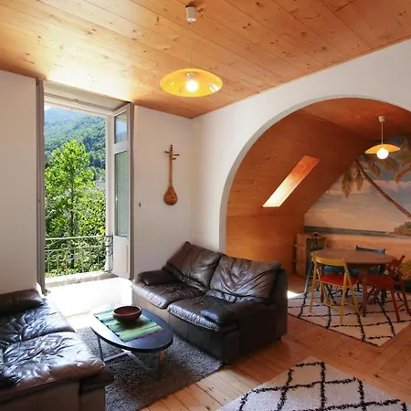 La Ilixon Apartment *