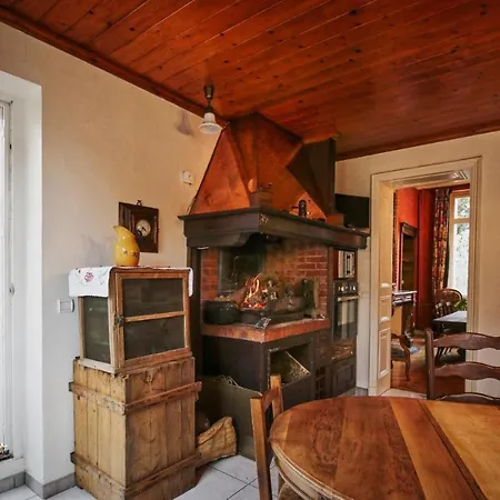 Ilixon - Prives Proche Du Centre De Luchon, Parking, Billard, Jardin