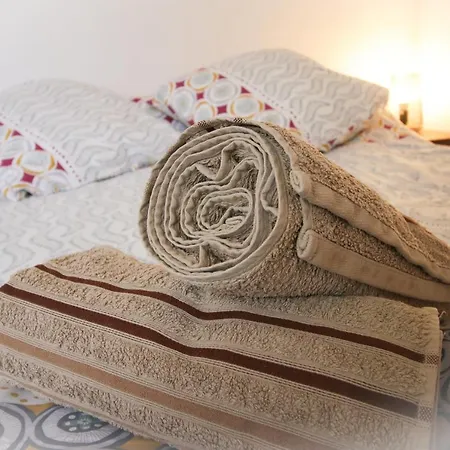 Appartement Ilixon - Prives Proche Du Centre De Luchon, Parking, Billard, Jardin