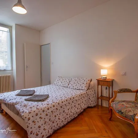 Ilixon - Prives Proche Du Centre De Luchon, Parking, Billard, Jardin