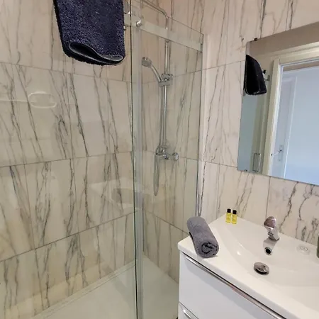 Ilixon - Prives Proche Du Centre De Luchon, Parking, Billard, Jardin *