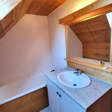 Ilixon - Prives Proche Du Centre De Luchon, Parking, Billard, Jardin Appartement *