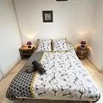 Διαμέρισμα Ilixon - Prives Proche Du Centre De Luchon, Parking, Billard, Jardin *