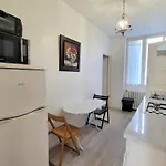Διαμέρισμα Ilixon - Prives Proche Du Centre De Luchon, Parking, Billard, Jardin *