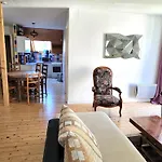 Διαμέρισμα Ilixon - Prives Proche Du Centre De Luchon, Parking, Billard, Jardin
