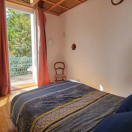 Apartment Ilixon - Prives Proche Du Centre De Luchon, Parking, Billard, Jardin Bagnères-de-Luchon