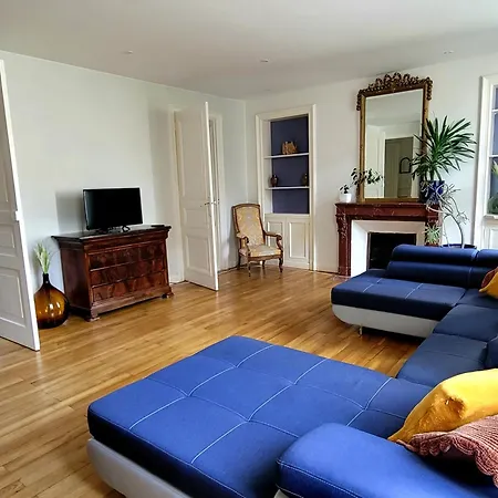 Apartamento Ilixon - Prives Proche Du Centre De Luchon, Parking, Billard, Jardin *