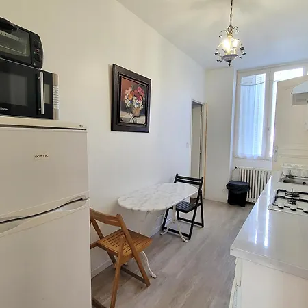 Apartamento Ilixon - Prives Proche Du Centre De Luchon, Parking, Billard, Jardin *